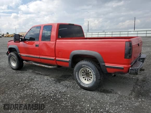 1997 Chevrolet Silverado 2500 с VIN 1GCGK29RXVE164758, выставлен на аукционе Copart как лот 65442255 с пробегом 298 745 миль миль и Списание • Salvage title. История ставок и продаж доступна на DreamBid. Изображение 2.
