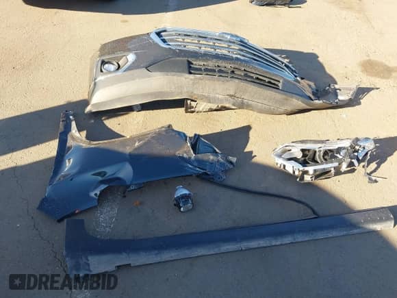 2020 Chevrolet Traverse LT Cloth z VIN 1GNERGKW4LJ328615, wystawiony jako IAAI lot #43565822 z przebiegiem 45 619 mil mil oraz . Historia ofert i sprzedaży dostępna na DreamBid. Obrazek 12.