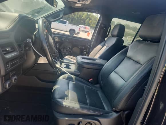 2021 Chevrolet Tahoe LT с VIN 1GNSCNKD9MR269734, выставлен на аукционе Copart как лот 70484895 с пробегом 89 048 миль миль и Списание • Salvage title. История ставок и продаж доступна на DreamBid. Изображение 7.