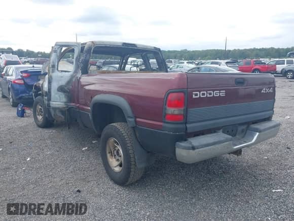 2001 Dodge 1500 с VIN 1B7HF13Y61J256339, выставлен на аукционе IAAI как лот 40468951 с пробегом 141 214 миль миль и . История ставок и продаж доступна на DreamBid. Изображение 3.