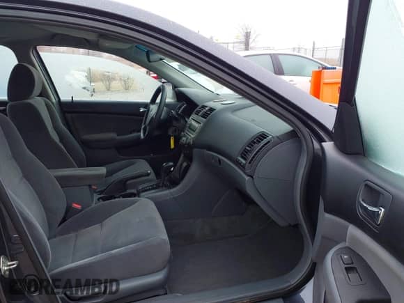 2007 Honda Accord LX with VIN 1HGCM56417A156319, listed as a IAAI auction lot 41258100 with 163,333 mi miles and . Bid and sale history available at DreamBid. Image 5.