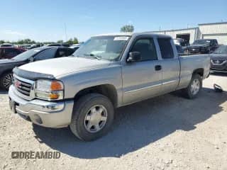 2005 GMC Sierra 1500 SLT z VIN 2GTEK19B651303211, wystawiony jako Copart lot #70294595 z przebiegiem 229 392 mil mil oraz Szkoda całkowita • Salvage title. Historia ofert i sprzedaży dostępna na DreamBid. Obrazek 1.