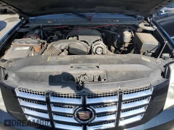 2008 Cadillac Escalade ESV with VIN 1GYFK66858R135366, listed as a Copart auction lot 68320235 with 216,820 mi miles and Clean title. Bid and sale history available at DreamBid. Image 12.