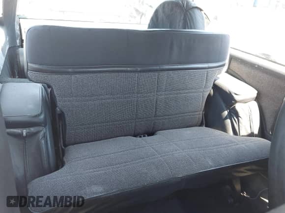 1984 Chevrolet Blazer с VIN 1G8CT18B1E8186120, выставлен на аукционе IAAI как лот 42819790 с пробегом 33 107 миль миль и . История ставок и продаж доступна на DreamBid. Изображение 8.