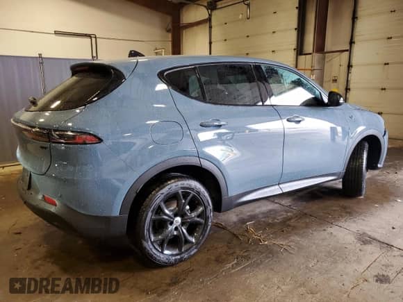 2024 Dodge Hornet GT with VIN ZACNDFANXR3A37692, listed as a Copart auction lot 63477544 with 593 mi miles and Salvage title. Bid and sale history available at DreamBid. Image 3.