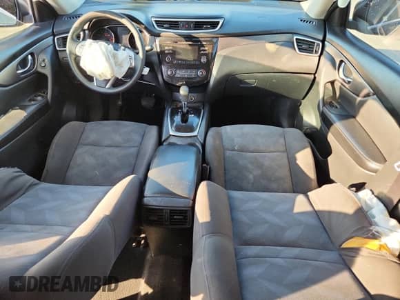 2016 Nissan Rogue SV z VIN KNMAT2MT9GP615899, wystawiony jako Copart lot #85874465 z przebiegiem 150 557 mil mil oraz Szkoda całkowita • Salvage title. Historia ofert i sprzedaży dostępna na DreamBid. Obrazek 8.