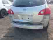 2010 Nissan Rogue SL z VIN JN8AS5MT8AW007121, wystawiony jako IAAI lot #42865976 z przebiegiem 83 319 mil mil oraz . Historia ofert i sprzedaży dostępna na DreamBid. Obrazek 6.