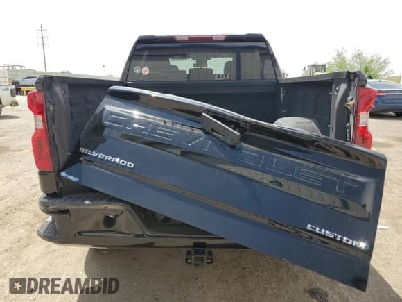 2024 Chevrolet Silverado 1500 Custom Trail Boss with VIN 3GCPDCEK8RG186393, listed as a Copart auction lot 53057895 with 26,915 mi miles and Salvage title. Bid and sale history available at DreamBid. Image 6.