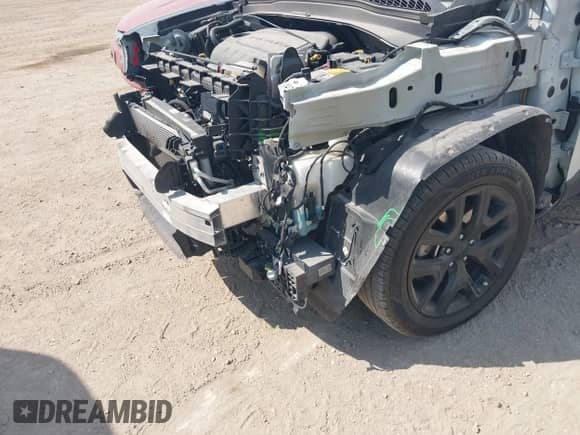 2017 Jeep Renegade Latitude с VIN ZACCJABB5HPG45926, выставлен на аукционе IAAI как лот 42979862 с пробегом 45 864 миль миль и . История ставок и продаж доступна на DreamBid. Изображение 6.