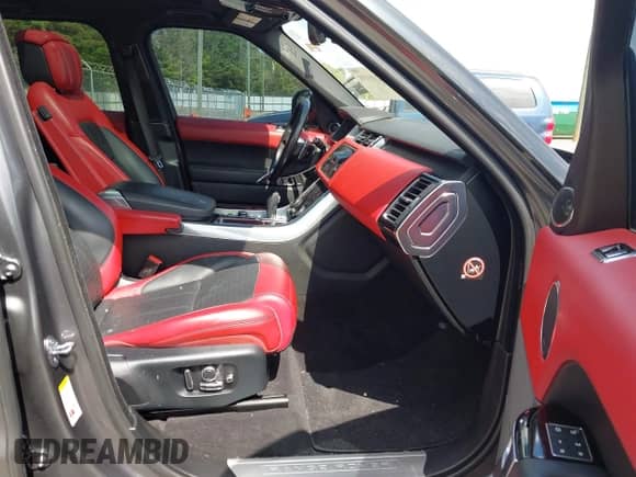 2018 Land Rover Range Rover Sport HSE Dynamic with VIN SALWV2SV8JA807970, listed as a IAAI auction lot 42183191 with 90,829 mi miles and . Bid and sale history available at DreamBid. Image 5.