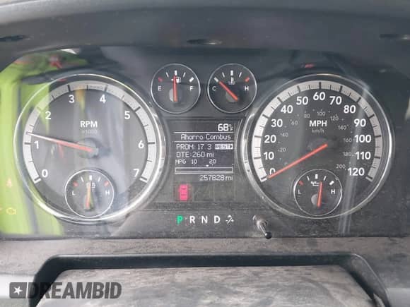 2012 Ram 1500 ST z VIN 3C6JD6DP9CG201129, wystawiony jako IAAI lot #41910314 z przebiegiem 257 828 mil mil oraz . Historia ofert i sprzedaży dostępna na DreamBid. Obrazek 7.