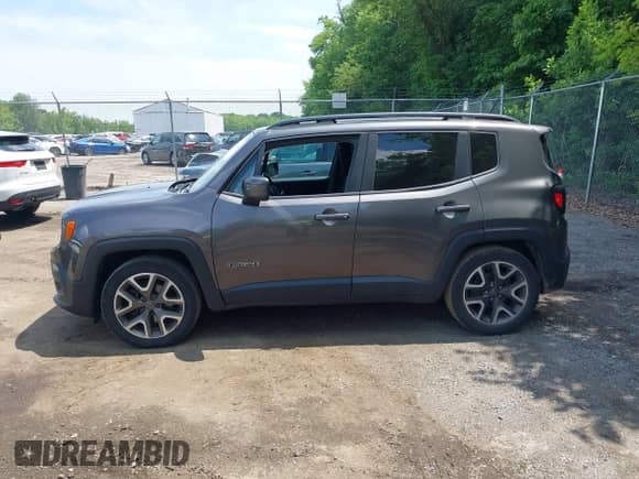 2017 Jeep Renegade Latitude с VIN ZACCJABB6HPG36670, выставлен на аукционе IAAI как лот 42474479 с пробегом 154 536 миль миль и . История ставок и продаж доступна на DreamBid. Изображение 14.