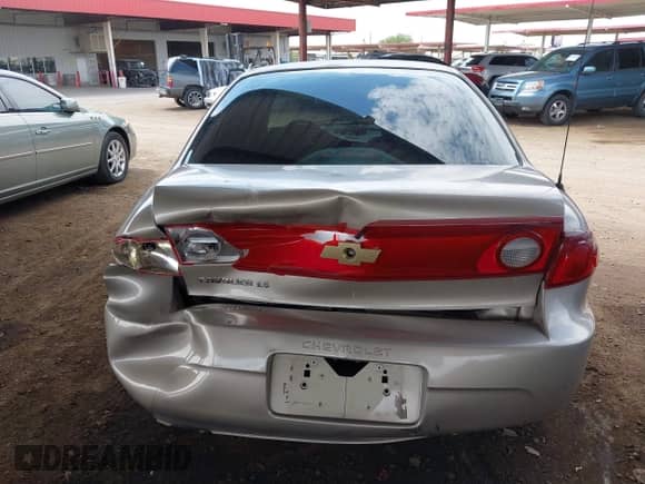 2004 Chevrolet Cavalier LS с VIN 1G1JF52F747116545, выставлен на аукционе IAAI как лот 42757595 с пробегом 201 808 миль миль и . История ставок и продаж доступна на DreamBid. Изображение 16.
