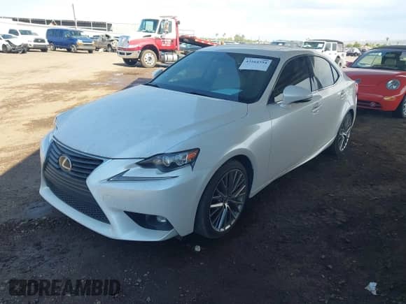 2016 Lexus IS 300/350 z VIN JTHCM1D28G5004036, wystawiony jako IAAI lot #43164354 z przebiegiem 130 217 mil mil oraz . Historia ofert i sprzedaży dostępna na DreamBid. Obrazek 2.