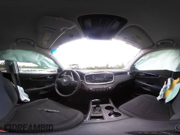 2018 Kia Sorento LX with VIN 5XYPG4A39JG339054, listed as a IAAI auction lot 42476816 with 121,340 mi miles and . Bid and sale history available at DreamBid. Image 19.