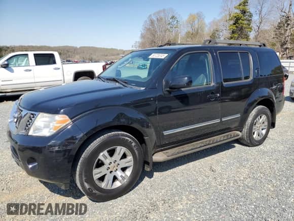 2011 Nissan Pathfinder LE with VIN 5N1AR1NN5BC616343, listed as a Copart auction lot 50725245 with 200,075 mi miles and Clean title. Bid and sale history available at DreamBid. Image 1.