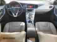 2018 Volvo S60 Inscription с VIN LYV402HK9JB168579, выставлен на аукционе Copart как лот 47094155 с пробегом 61 979 миль миль и Списание • Salvage title. История ставок и продаж доступна на DreamBid. Изображение 8.