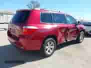 2008 Toyota Highlander z VIN JTEDS41A182055353, wystawiony jako IAAI lot #43494634 z przebiegiem 384 114 mil mil oraz . Historia ofert i sprzedaży dostępna na DreamBid. Obrazek 4.