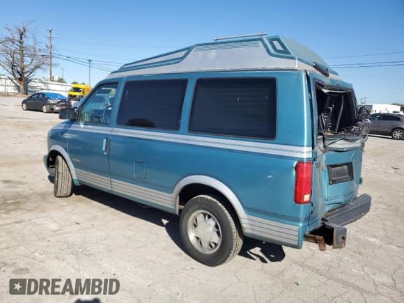 1995 Chevrolet Astro Cargo с VIN 1GBDM19W8SB112396, выставлен на аукционе Copart как лот 74824834 с пробегом Не указан миль и Списание • Salvage title. История ставок и продаж доступна на DreamBid. Изображение 2.