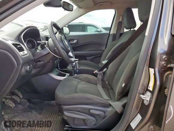 2017 Jeep Compass Sport with VIN 3C4NJCABXHT643443, listed as a Copart auction lot 83998585 with 93,790 mi miles and Clean title. Bid and sale history available at DreamBid. Image 7.