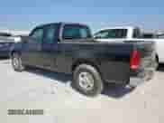 2002 Ford F-150 XL z VIN 1FTRX17282NB99126, wystawiony jako Copart lot #81027325 z przebiegiem 271 648 mil mil oraz Czysty tytuł • Clean title. Historia ofert i sprzedaży dostępna na DreamBid. Obrazek 2.