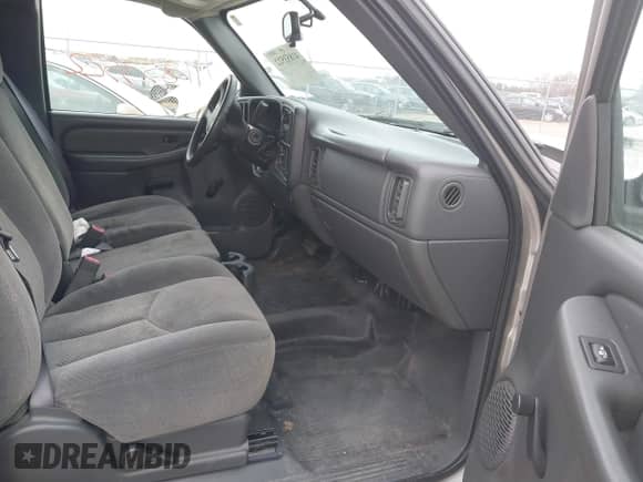 2006 Chevrolet Silverado 1500 LS с VIN 1GCEC19V86Z146071, выставлен на аукционе IAAI как лот 41853522 с пробегом 118 855 миль миль и . История ставок и продаж доступна на DreamBid. Изображение 5.