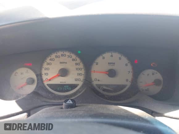 2002 Dodge Neon ES z VIN 1B3ES56C62D621562, wystawiony jako IAAI lot #41960655 z przebiegiem 237 598 mil mil oraz . Historia ofert i sprzedaży dostępna na DreamBid. Obrazek 7.