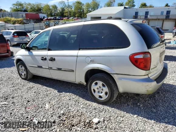 2003 Dodge Caravan SE с VIN 1D4GP243X3B237262, выставлен на аукционе Copart как лот 86843865 с пробегом 110 829 миль миль и Чистый • Clean title. История ставок и продаж доступна на DreamBid. Изображение 2.