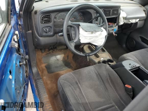 2000 Dodge Dakota с VIN 1B7FL26X3YS776561, выставлен на аукционе Copart как лот 44705295 с пробегом Не указан миль и Списание • Salvage title. История ставок и продаж доступна на DreamBid. Изображение 8.