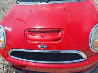 2011 MINI Hardtop S with VIN WMWSV3C56BTY20584, listed as a IAAI auction lot 42482986 with 152,495 mi miles and . Bid and sale history available at DreamBid. Image 6.