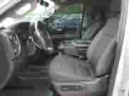 2020 Chevrolet Silverado 1500 LT z VIN 1GCPYDEK2LZ190442, wystawiony jako Copart lot #46933745 z przebiegiem Nie podano mil oraz Szkoda całkowita • Salvage title. Historia ofert i sprzedaży dostępna na DreamBid. Obrazek 7.