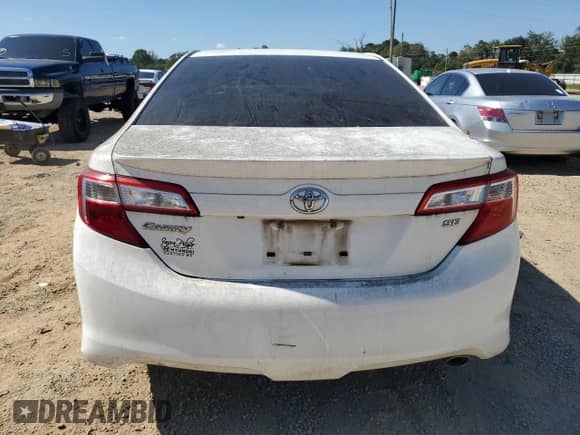 2014 Toyota Camry SE Sport с VIN 4T1BF1FK3EU772378, выставлен на аукционе Copart как лот 87083085 с пробегом Не указан миль и Чистый • Clean title. История ставок и продаж доступна на DreamBid. Изображение 6.