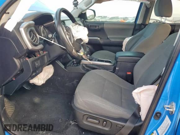 2020 Toyota Tacoma SR5 with VIN 5TFAZ5CN9LX088203, listed as a Copart auction lot 70347505 with 90,758 mi miles and Salvage title. Bid and sale history available at DreamBid. Image 7.