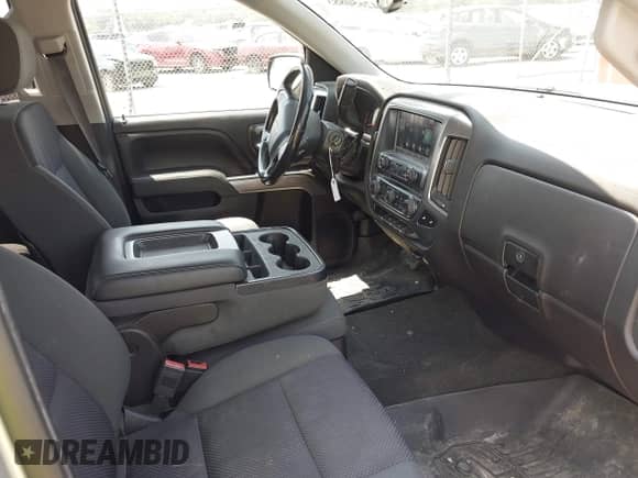 2015 Chevrolet Silverado 1500 LT with VIN 1GCRCREC9FZ163790, listed as a IAAI auction lot 42650883 with 173,313 mi miles and . Bid and sale history available at DreamBid. Image 5.