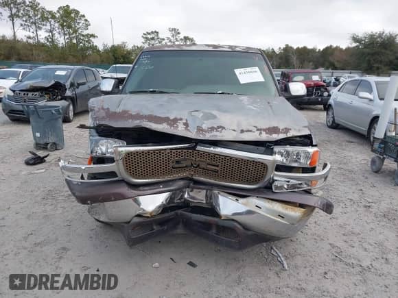 2000 GMC Sierra 1500 SLE with VIN 1GTEC19T8YZ178066, listed as a IAAI auction lot 41430666 with 152,459 mi miles and . Bid and sale history available at DreamBid. Image 12.