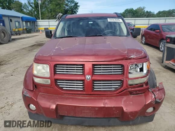 2011 Dodge Nitro Heat with VIN 1D4PT4GX4BW504795, listed as a Copart auction lot 55523595 with 162,742 mi miles and Salvage title. Bid and sale history available at DreamBid. Image 5.