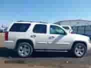 2008 Chevrolet Tahoe 3LT с VIN 1GNFK13008R270351, выставлен на аукционе IAAI как лот 43255718 с пробегом 125 995 миль миль и . История ставок и продаж доступна на DreamBid. Изображение 14.