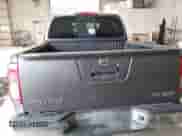 2018 Nissan Frontier SV z VIN 1N6AD0EV2JN747419, wystawiony jako IAAI lot #42542208 z przebiegiem 162 288 mil mil oraz . Historia ofert i sprzedaży dostępna na DreamBid. Obrazek 17.