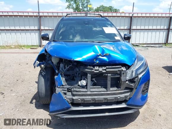 2024 Nissan Kicks SR с VIN 3N1CP5DV6RL485372, выставлен на аукционе IAAI как лот 42535915 с пробегом 32 898 миль миль и . История ставок и продаж доступна на DreamBid. Изображение 13.