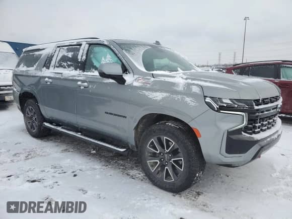 2023 Chevrolet Suburban Z71 z VIN 1GNSKDKD4PR218370, wystawiony jako Copart lot #42328665 z przebiegiem 18 144 mil mil oraz Czysty tytuł • Clean title. Historia ofert i sprzedaży dostępna na DreamBid. Obrazek 4.