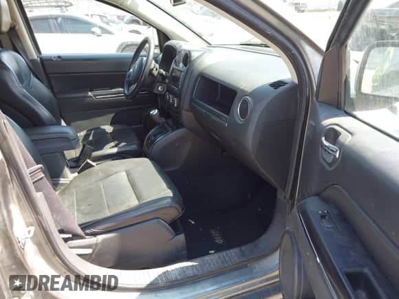 2012 Jeep Compass Limited с VIN 1C4NJCCB1CD639602, выставлен на аукционе IAAI как лот 42426036 с пробегом 192 564 миль миль и . История ставок и продаж доступна на DreamBid. Изображение 5.