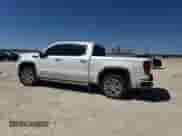 2022 GMC Sierra 1500 Denali z VIN 3GTP8FED6NG183123, wystawiony jako Copart lot #48428505 z przebiegiem 75 318 mil mil oraz Czysty tytuł • Clean title. Historia ofert i sprzedaży dostępna na DreamBid. Obrazek 2.