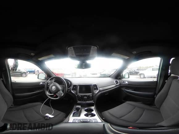 2018 Jeep Grand Cherokee Laredo E z VIN 1C4RJFAG2JC503130, wystawiony jako IAAI lot #41527333 z przebiegiem 95 669 mil mil oraz . Historia ofert i sprzedaży dostępna na DreamBid. Obrazek 18.