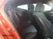 2021 Hyundai Veloster 2.0 z VIN KMHTG6AF3MU032207, wystawiony jako Copart lot #82187653 z przebiegiem 21 902 mil mil oraz . Historia ofert i sprzedaży dostępna na DreamBid. Obrazek 10.