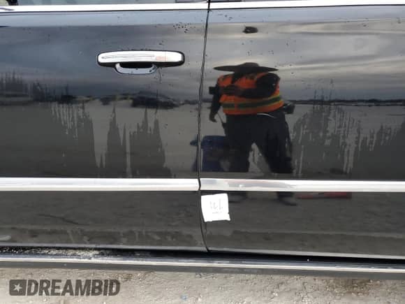 2016 Cadillac Escalade ESV Premium Collection с VIN 1GYS3JKJ8GR328116, выставлен на аукционе Copart как лот 89066055 с пробегом 78 621 миль миль и На запчасти • Non repairable. История ставок и продаж доступна на DreamBid. Изображение 13.