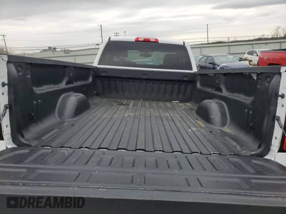 2018 Chevrolet Silverado 1500 LT with VIN 1GCNKREC5JZ293298, listed as a Copart auction lot 52577775 with 38,094 mi miles and Salvage title. Bid and sale history available at DreamBid. Image 10.