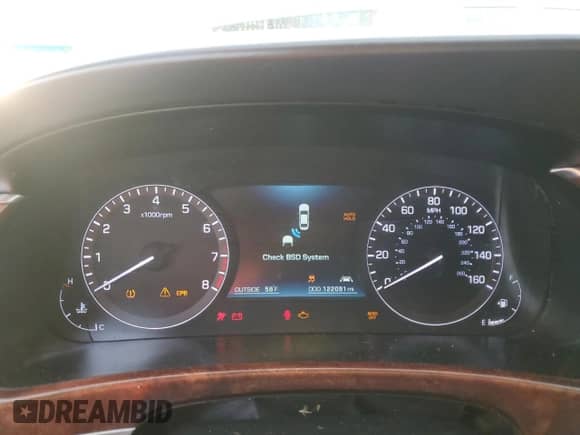 2016 Hyundai Equus Ultimate with VIN KMHGH4JH1GU101534, listed as a Copart auction lot 82765804 with 122,091 mi miles and Salvage title. Bid and sale history available at DreamBid. Image 9.