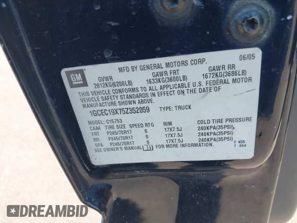 2005 Chevrolet Silverado 1500 Work Truck z VIN 1GCEC19X75Z352059, wystawiony jako IAAI lot #43358817 z przebiegiem Nie podano mil oraz . Historia ofert i sprzedaży dostępna na DreamBid. Obrazek 9.