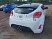 2014 Hyundai Veloster z VIN KMHTC6AD0EU204382, wystawiony jako IAAI lot #40287015 z przebiegiem 110 460 mil mil oraz . Historia ofert i sprzedaży dostępna na DreamBid. Obrazek 4.