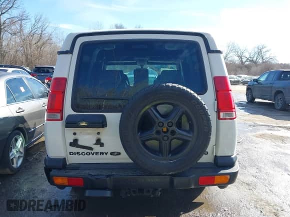 2000 Land Rover Discovery Cloth с VIN SALTY1546YA247075, выставлен на аукционе IAAI как лот 41650529 с пробегом 140 039 миль миль и . История ставок и продаж доступна на DreamBid. Изображение 16.